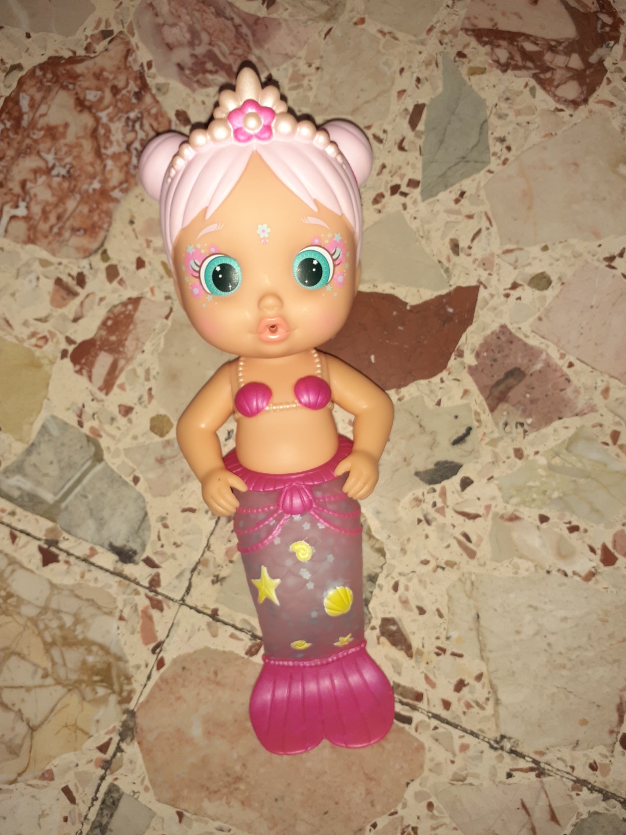 Bloopies Sirenetta Sweety Bambola Bagnetto Coda Cambia Colore