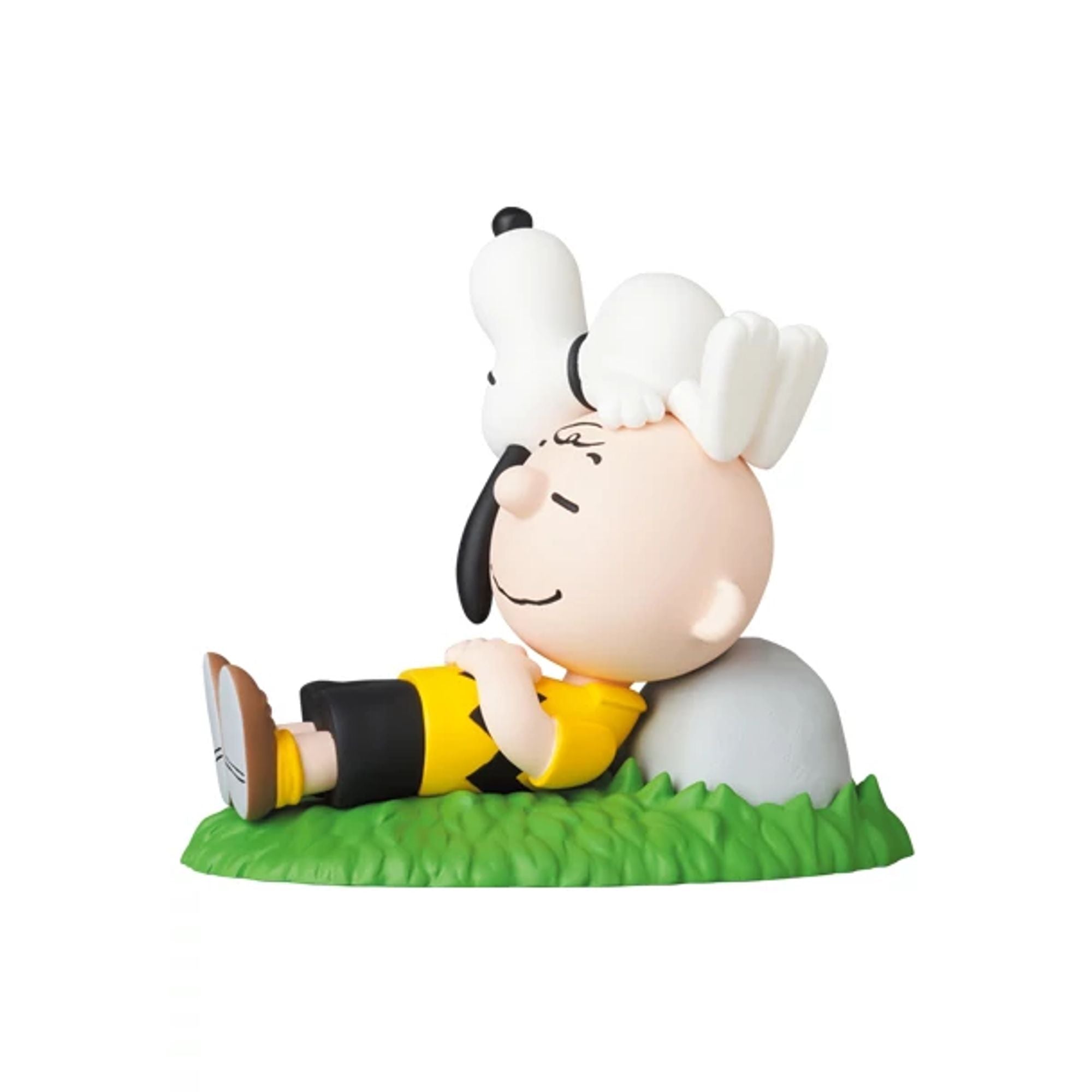 Medicom UDF Napping Charlie Snoopy figure Peanuts