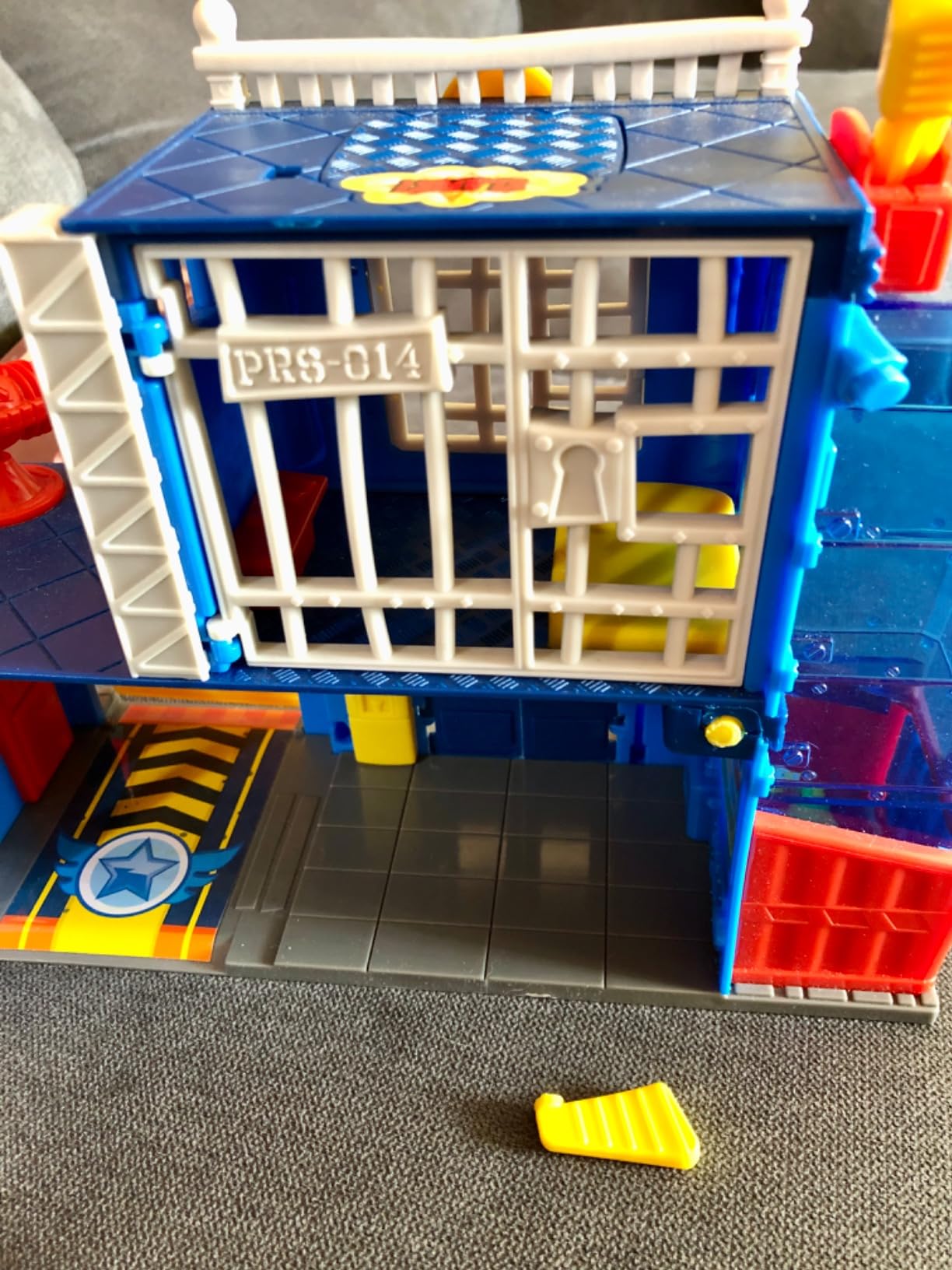 SuperThings Police Station Stazione Polizia Playset con Veicolo