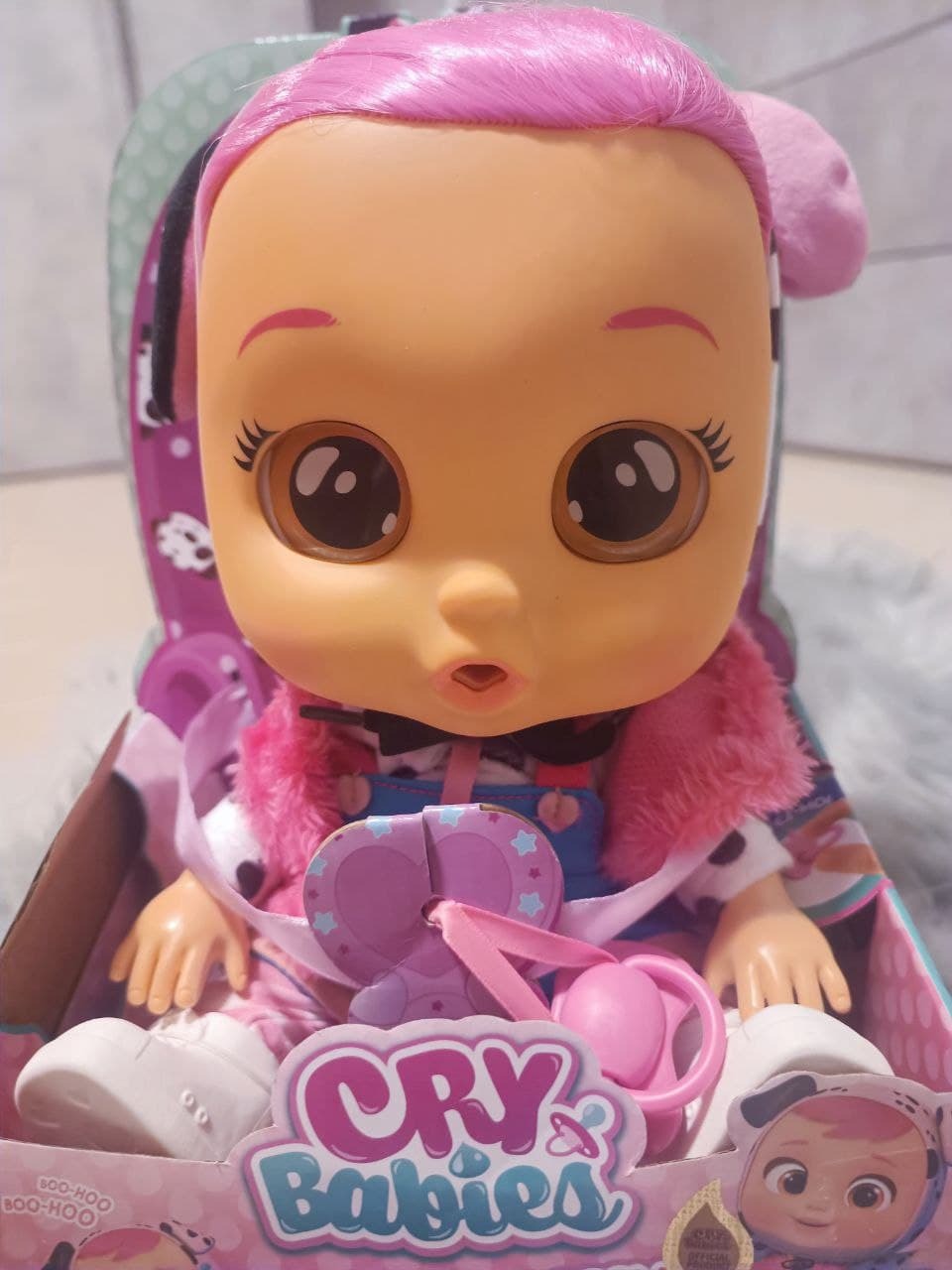 Cry Babies Dressy Dotty dalmata bambola interattiva lacrime vere
