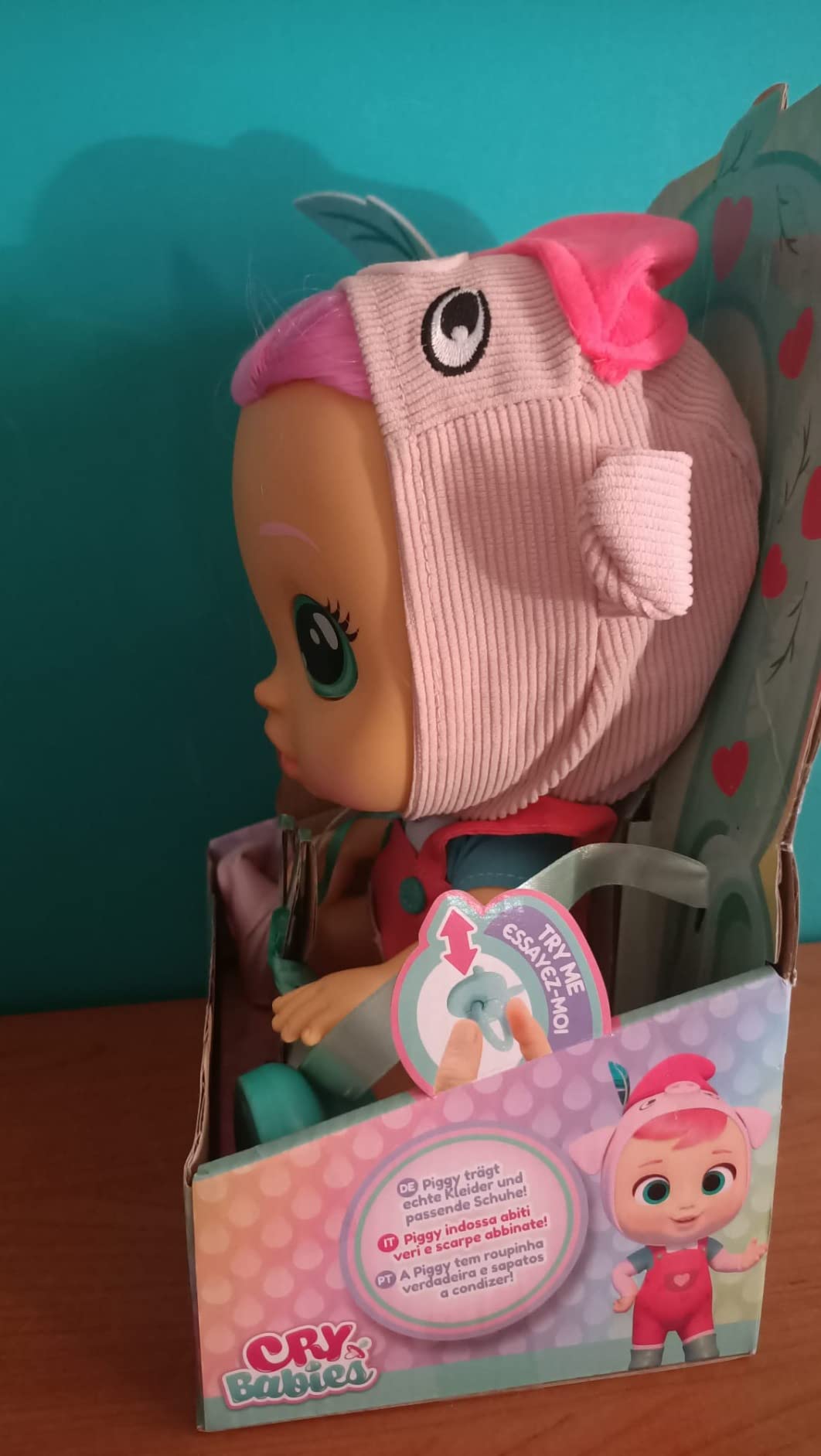 Cry Babies Magic Tears Storyland Piggy bambola interattiva piange