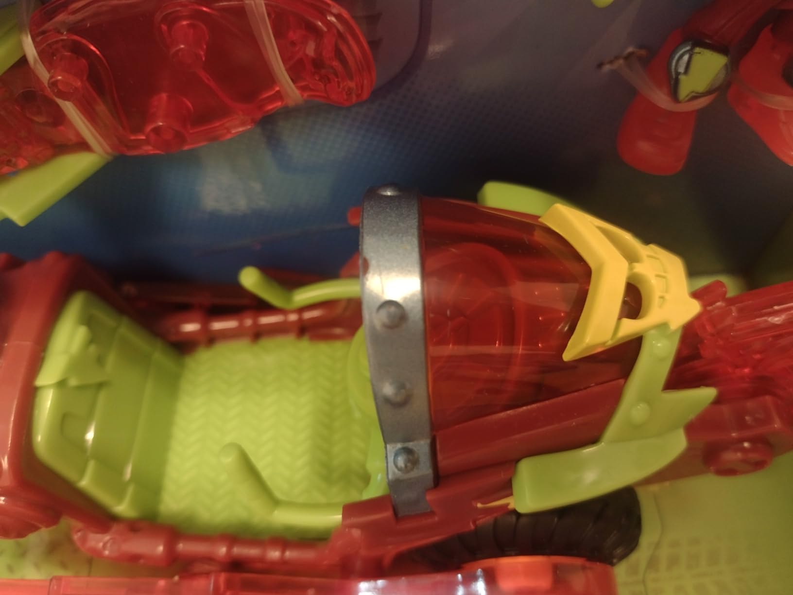 Superthings Kazoom Power veicolo Kid Fury da combattimento