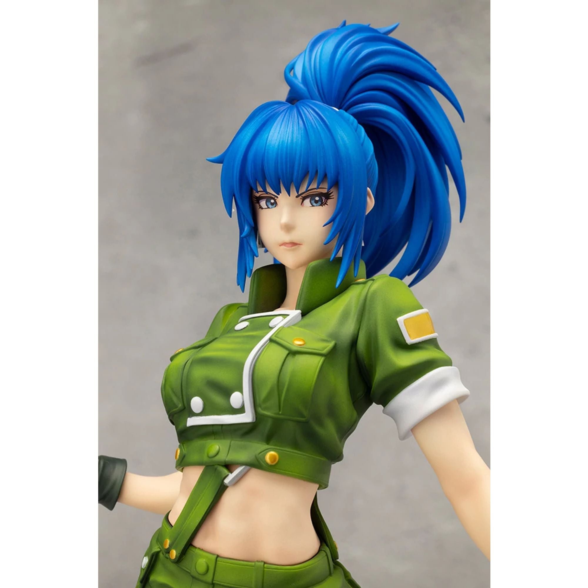 Kotobukiya SNK King of Fighters 97 Leona statua