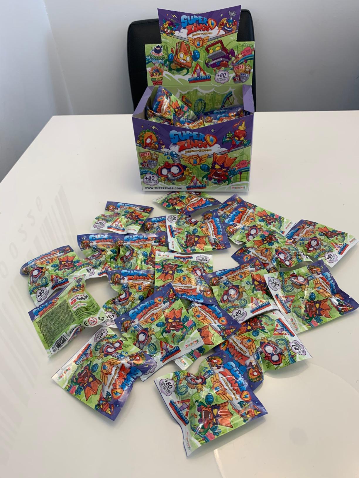 Superthings Serie 5 Display 50 Figurine Collezionabili PSZ5D850IN02
