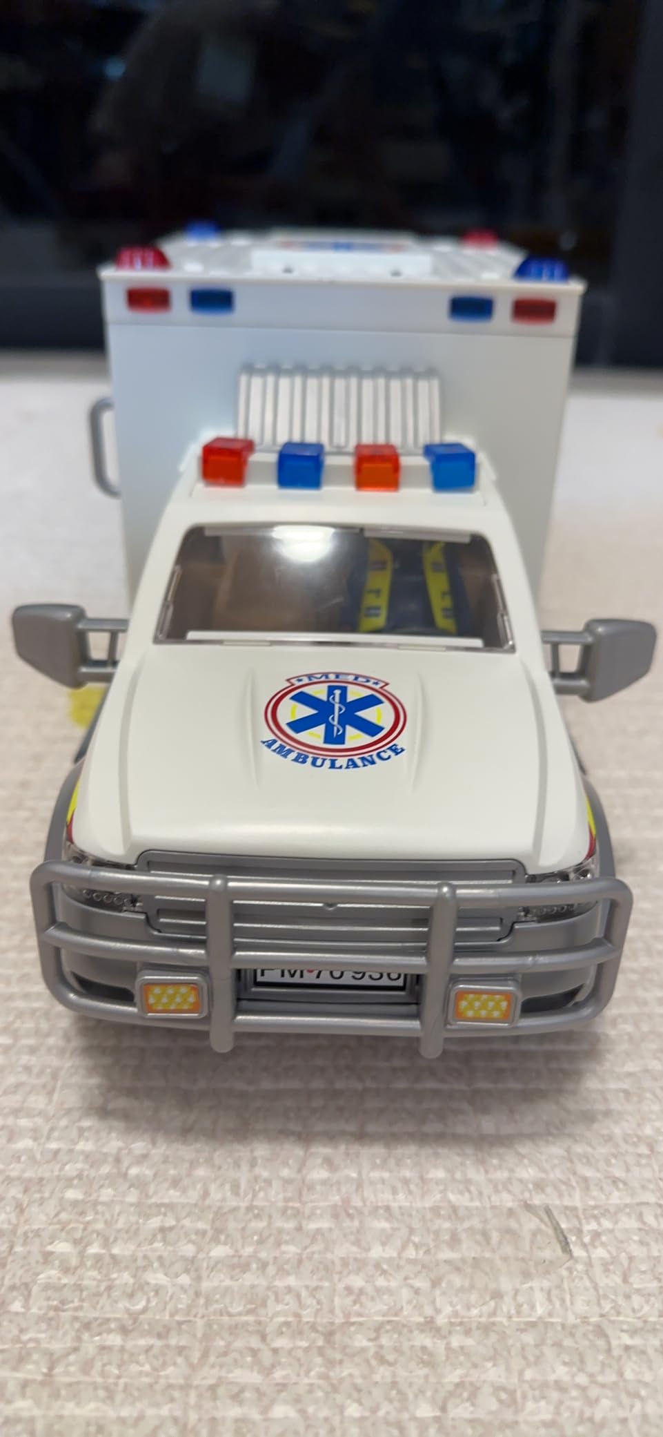 PLAYMOBIL City Action 70936 Ambulanza Americana con Luci e Suoni