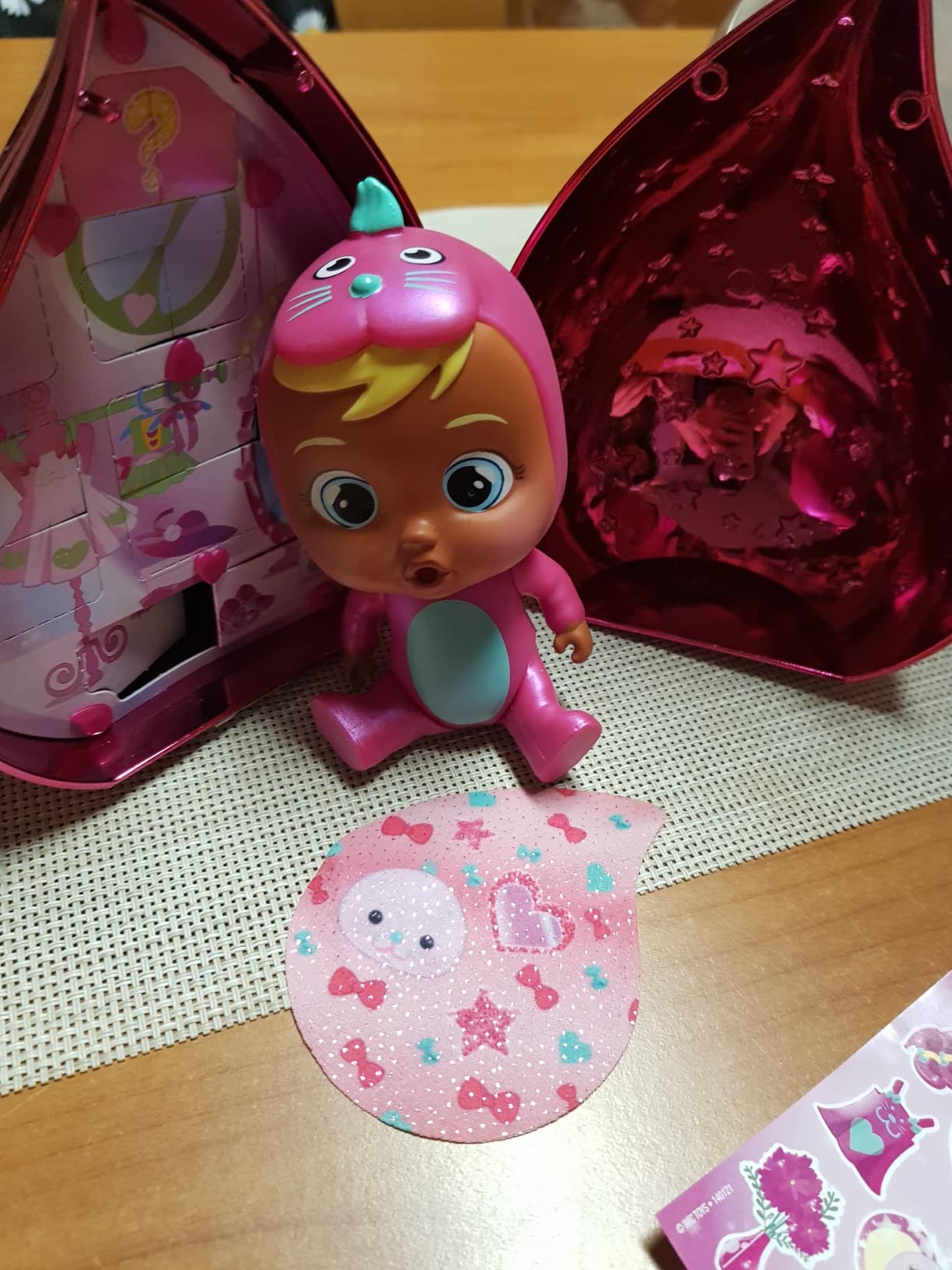 Cry Babies Magic Tears mini bambola rosa lacrime vere