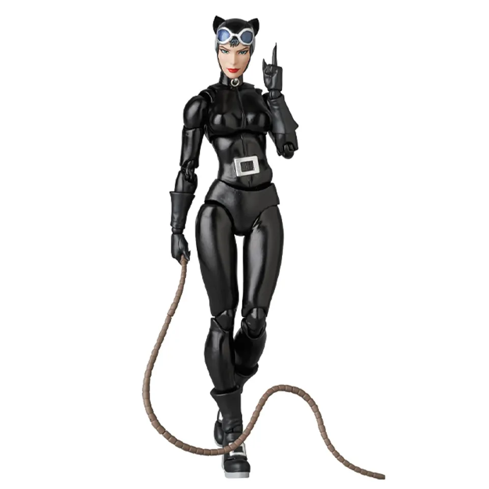 Medicom Batman Hush MAFEX Catwoman Action Figure