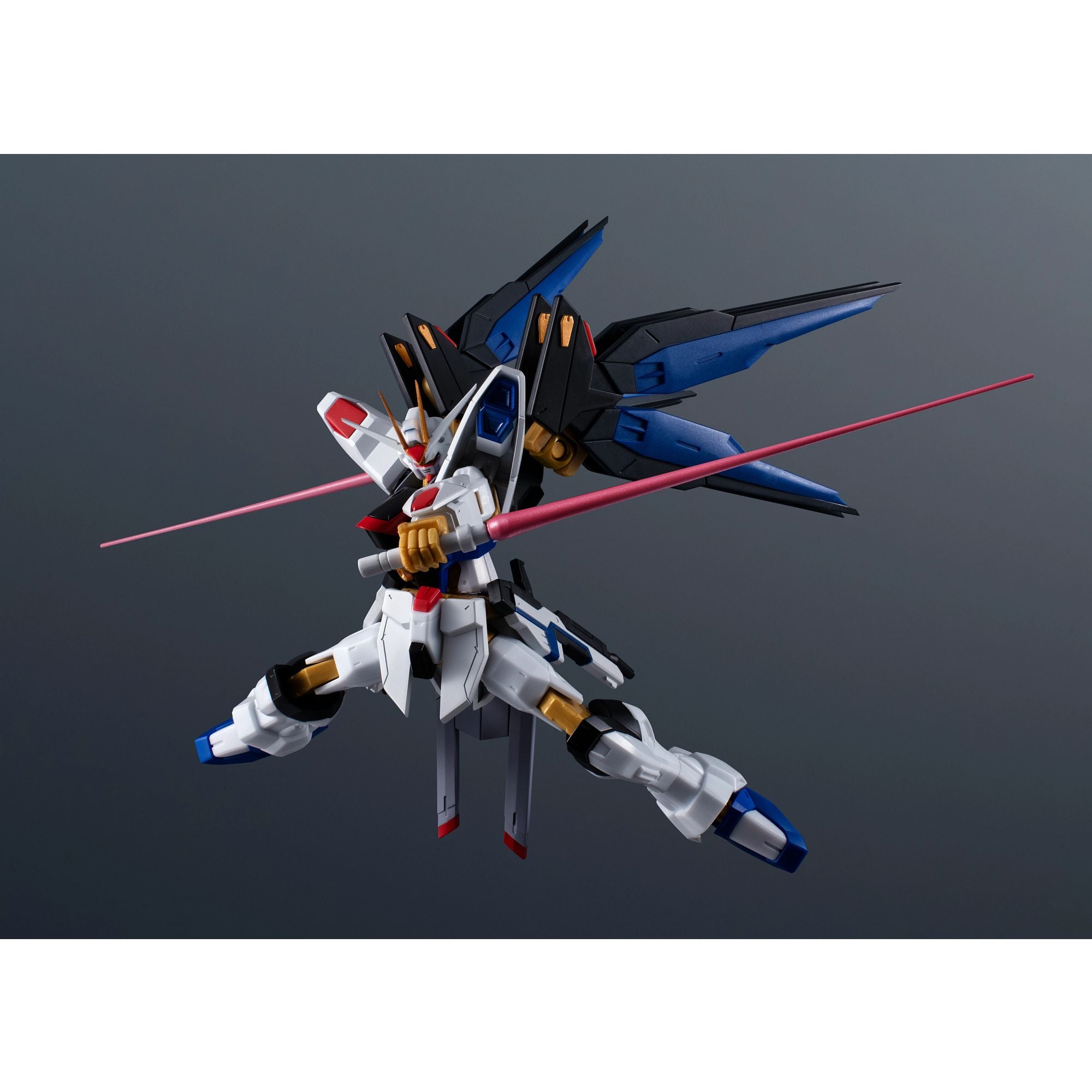 Tamashii Nations Gundam Universe ZGMF-X20A Strike Freedom action