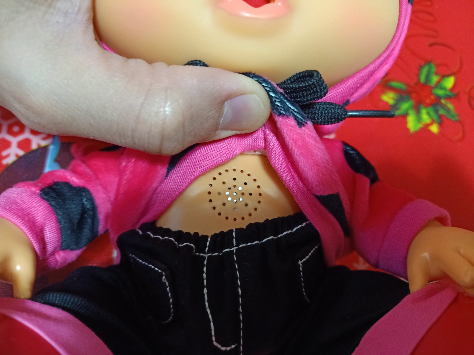 Imc Toys Cry Babies Dressy Lady bambola coccinella capelli rosa