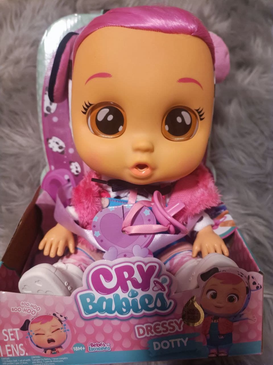 Cry Babies Dressy Dotty dalmata bambola interattiva lacrime vere