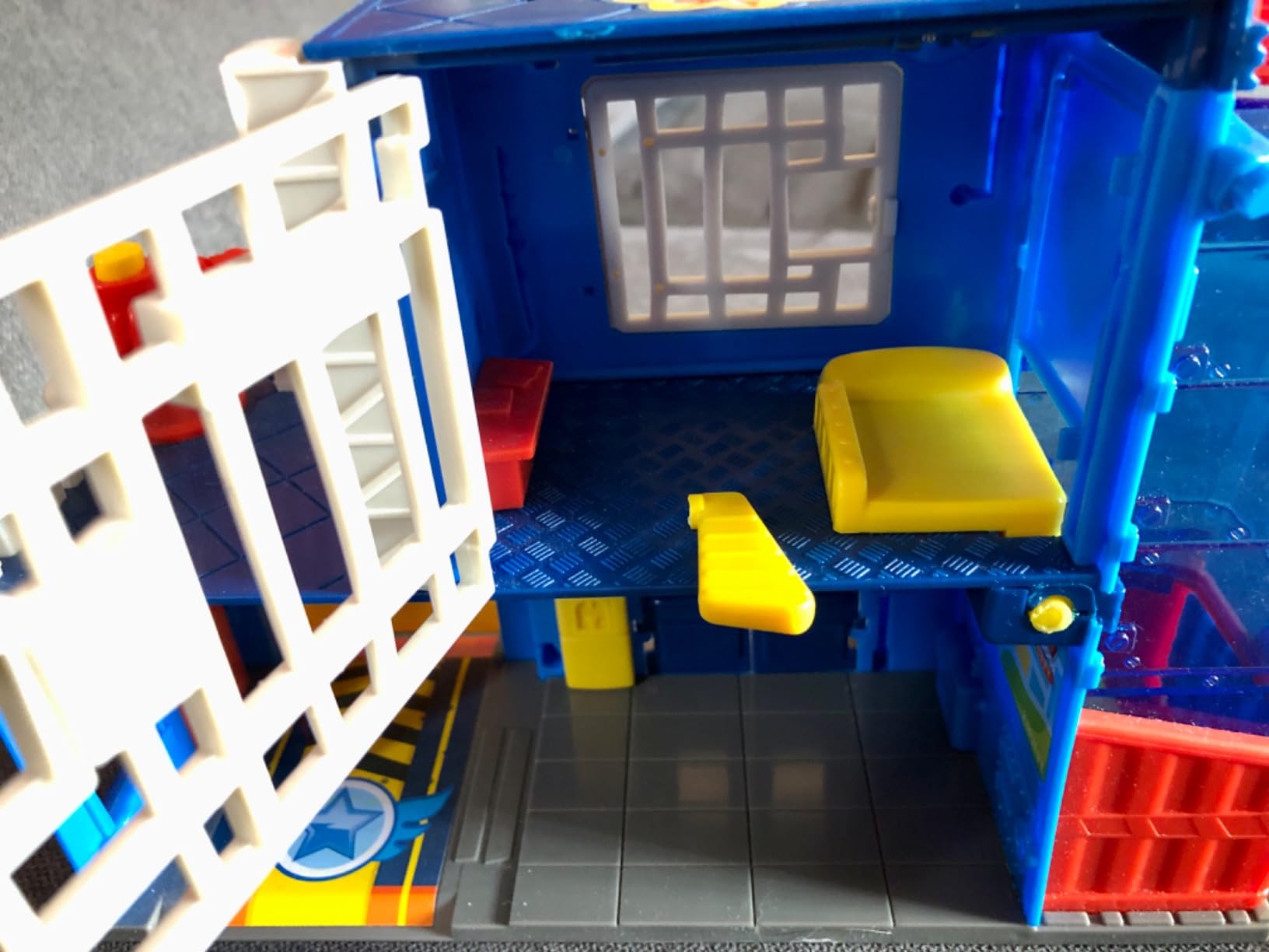 SuperThings Police Station Stazione Polizia Playset con Veicolo