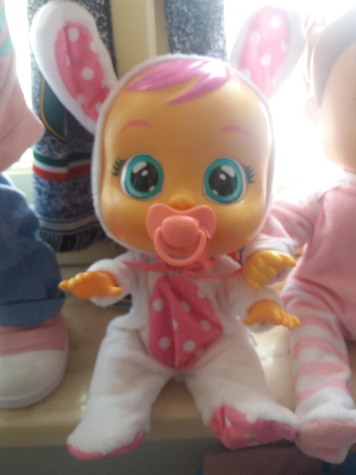 Cry Babies Coney bambola interattiva con lacrime vere Coney 30 cm