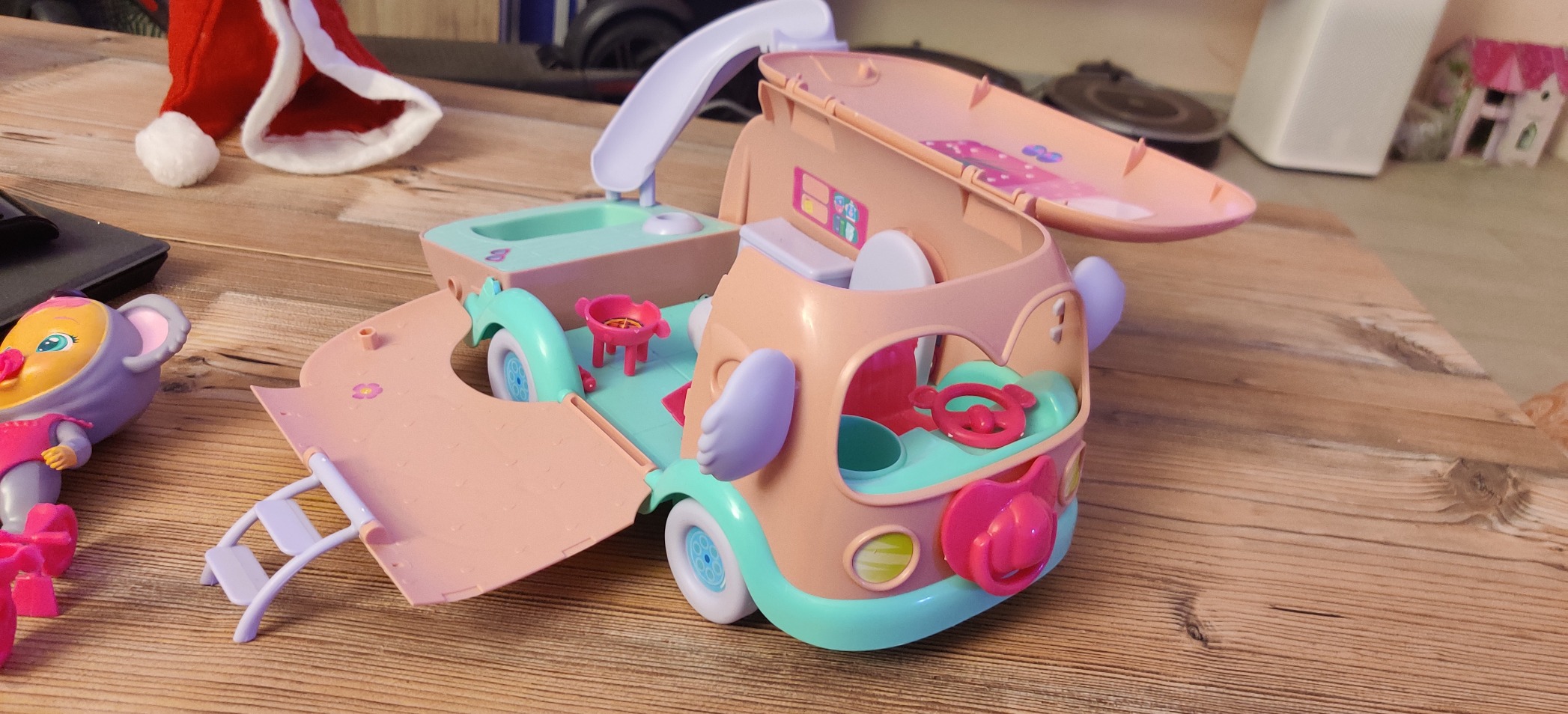 Imc Toys Cry Babies Magic Tears Koali Campervan camper con bambola