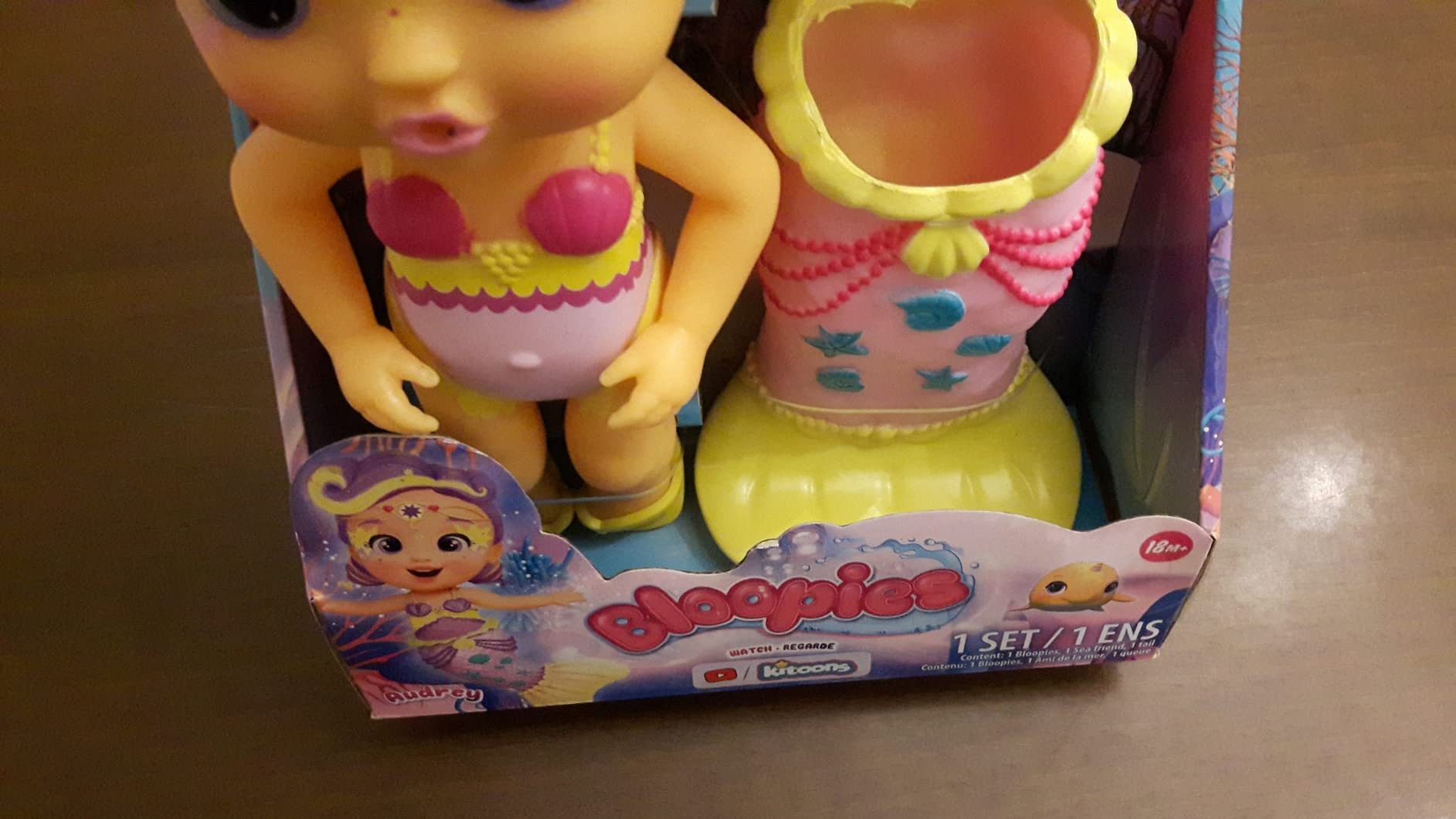Bloopies Sirenetta Audrey bambola bagnetto coda cambia colore