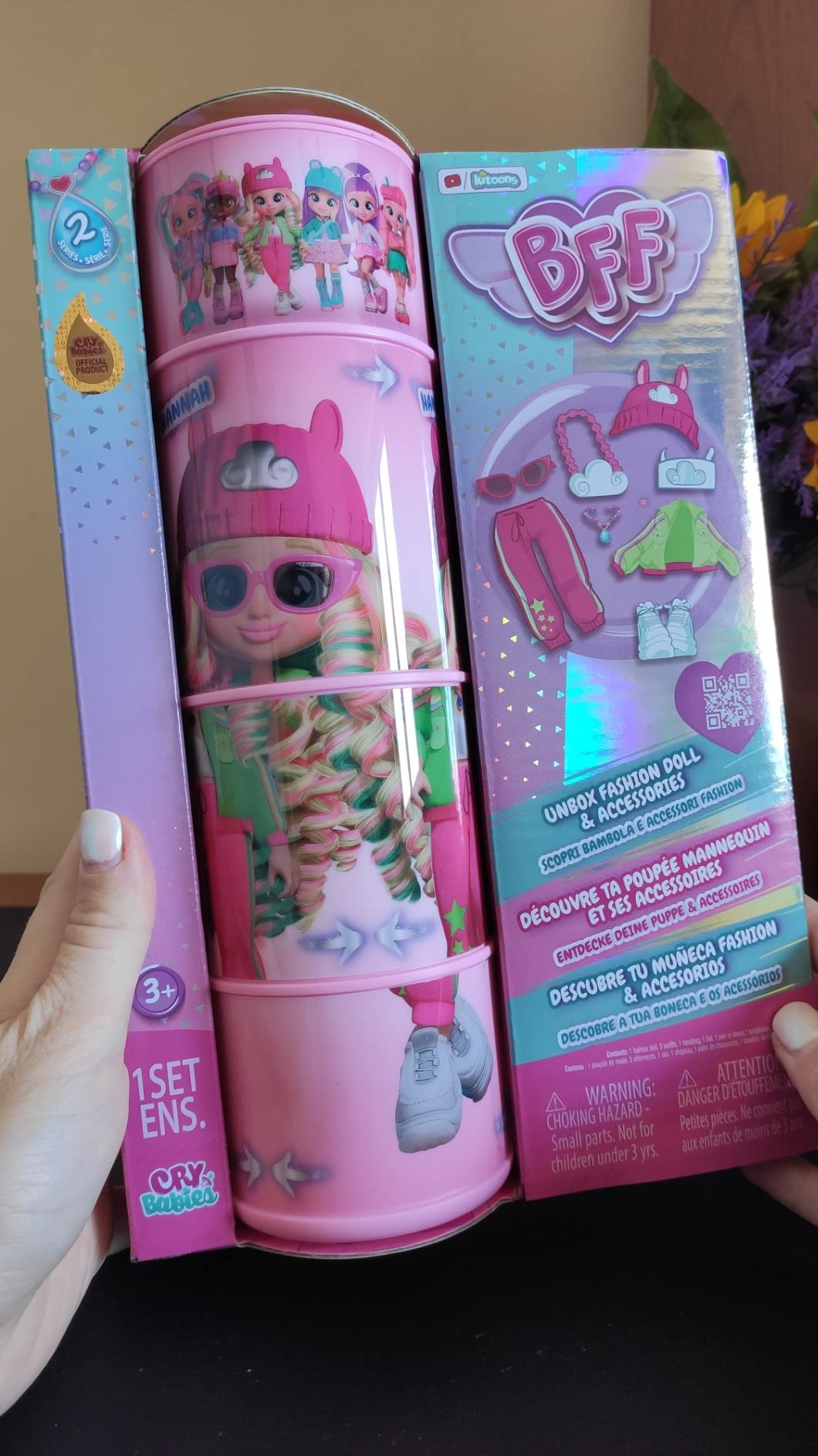 BFF by Cry Babies S2 Ella fashion doll 20 cm 9 accessori