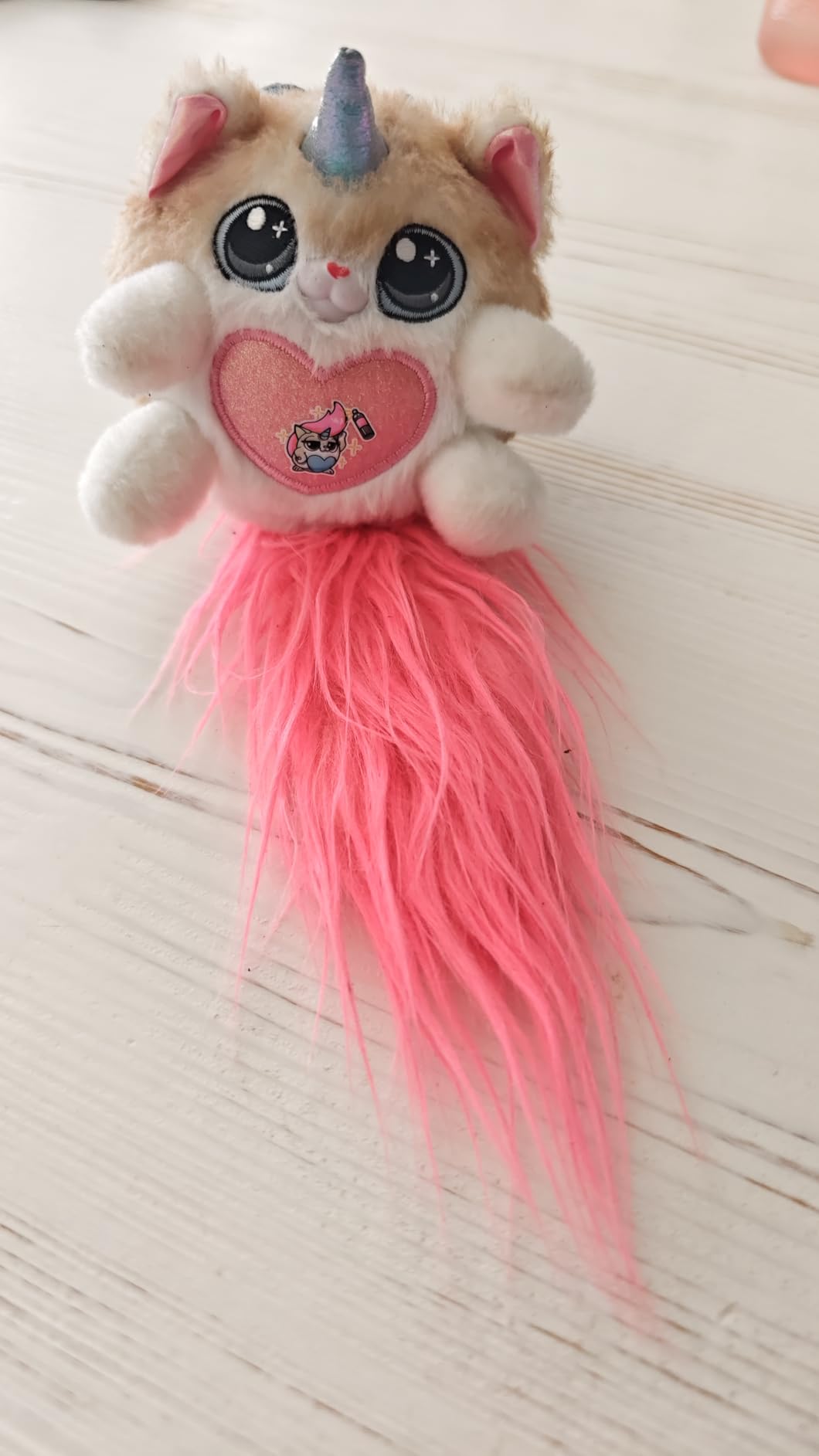 Rainbocorns Kittycorn Surprise Persian Lily peluche 21,5 cm