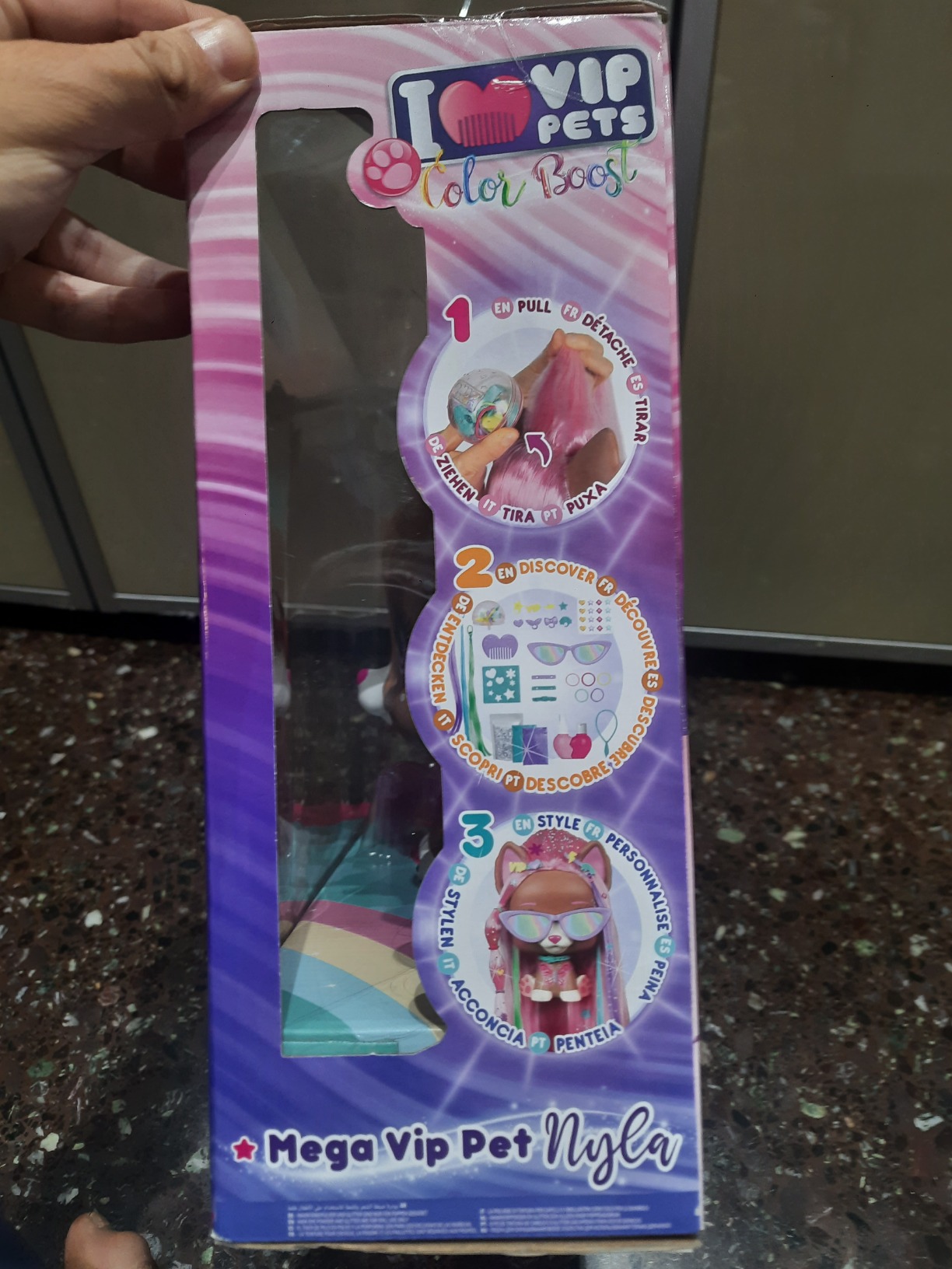VIP Pets Mega Pet Nyla Bambola Capelli Lunghi