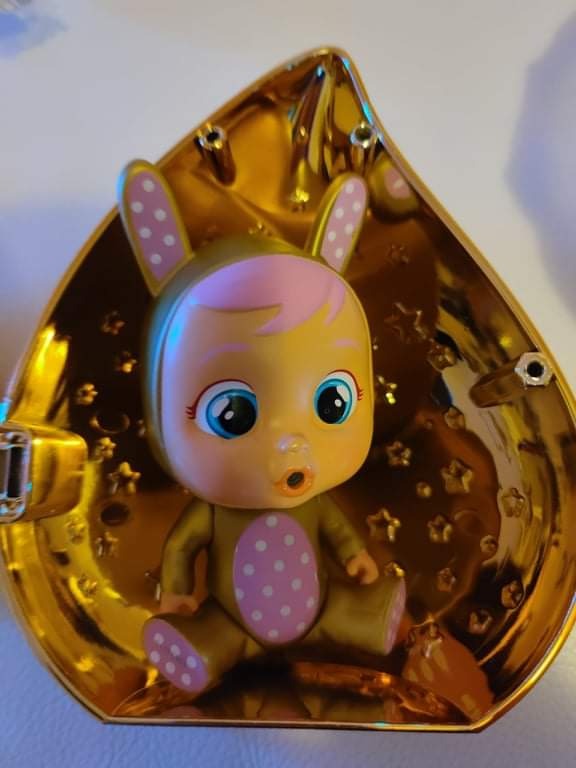 Cry Babies Magic Tears Golden mini bambola casetta oro 13 cm