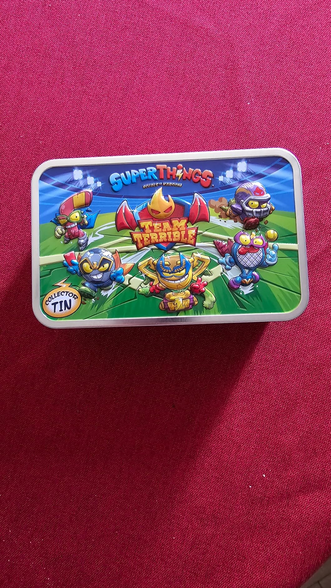Superthings Scatola metallo Team Terrible 5 figure metallizzate