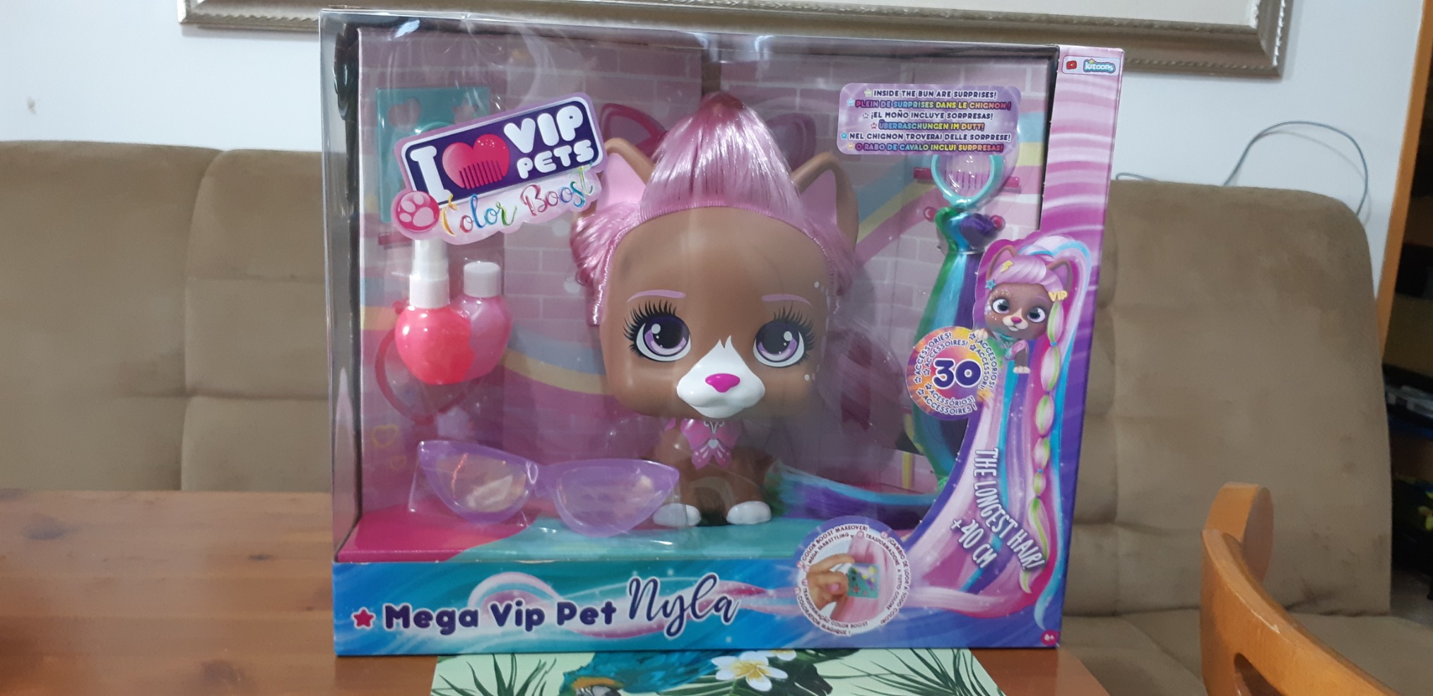 VIP Pets Mega Pet Nyla Bambola Capelli Lunghi