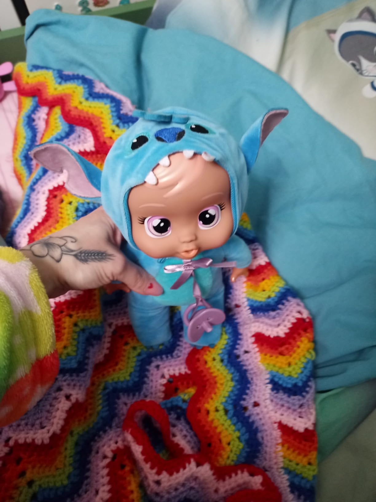 Cry Babies Tiny Cuddles Stitch Peluche 25 cm