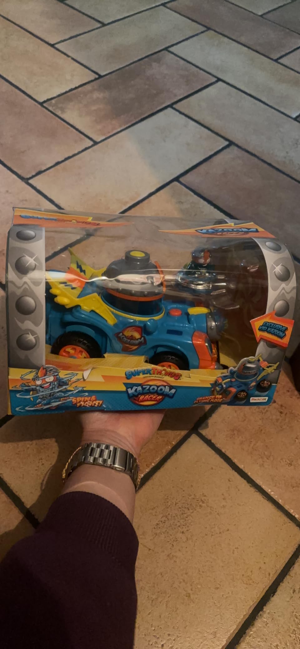 Superthings Kazoom Racer veicolo Kid Kazoom lanciatore spinner