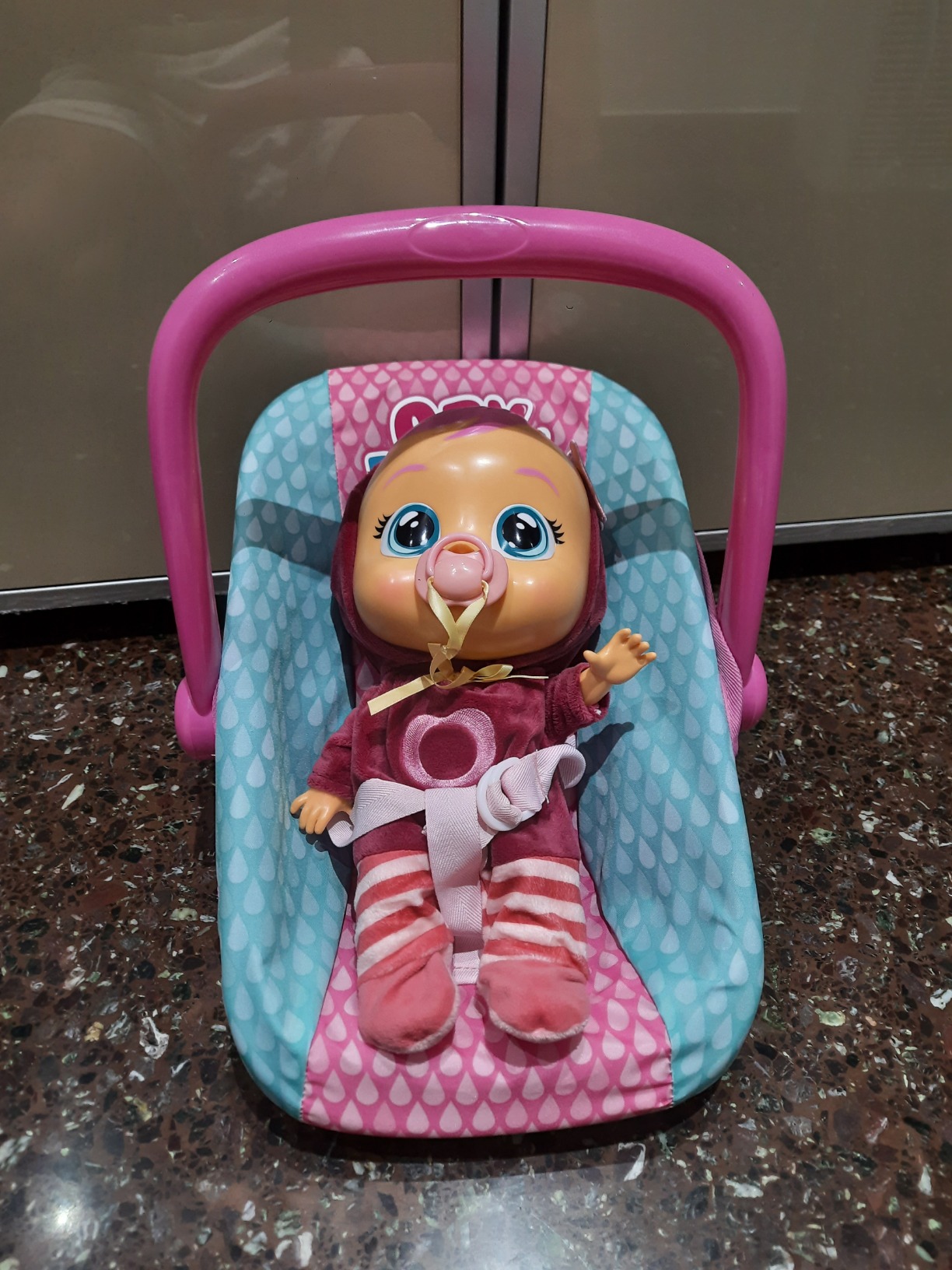 Cry Babies Magic Tears Seggiolino Viaggio Bambole 35 cm