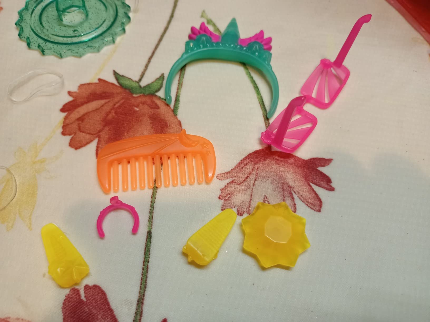 IMC Toys VIP Pets Cats Gattino Glow 15 Accessori Capsula UV