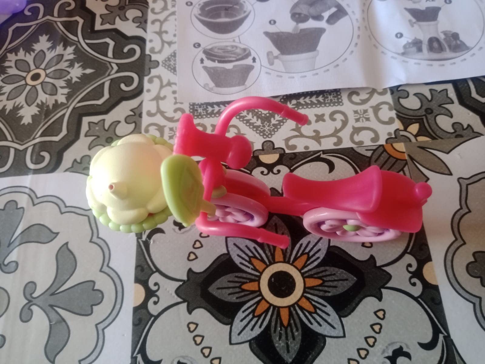 IMC Toys Cry Babies Magic Tears Rose bici profumi 17 accessori