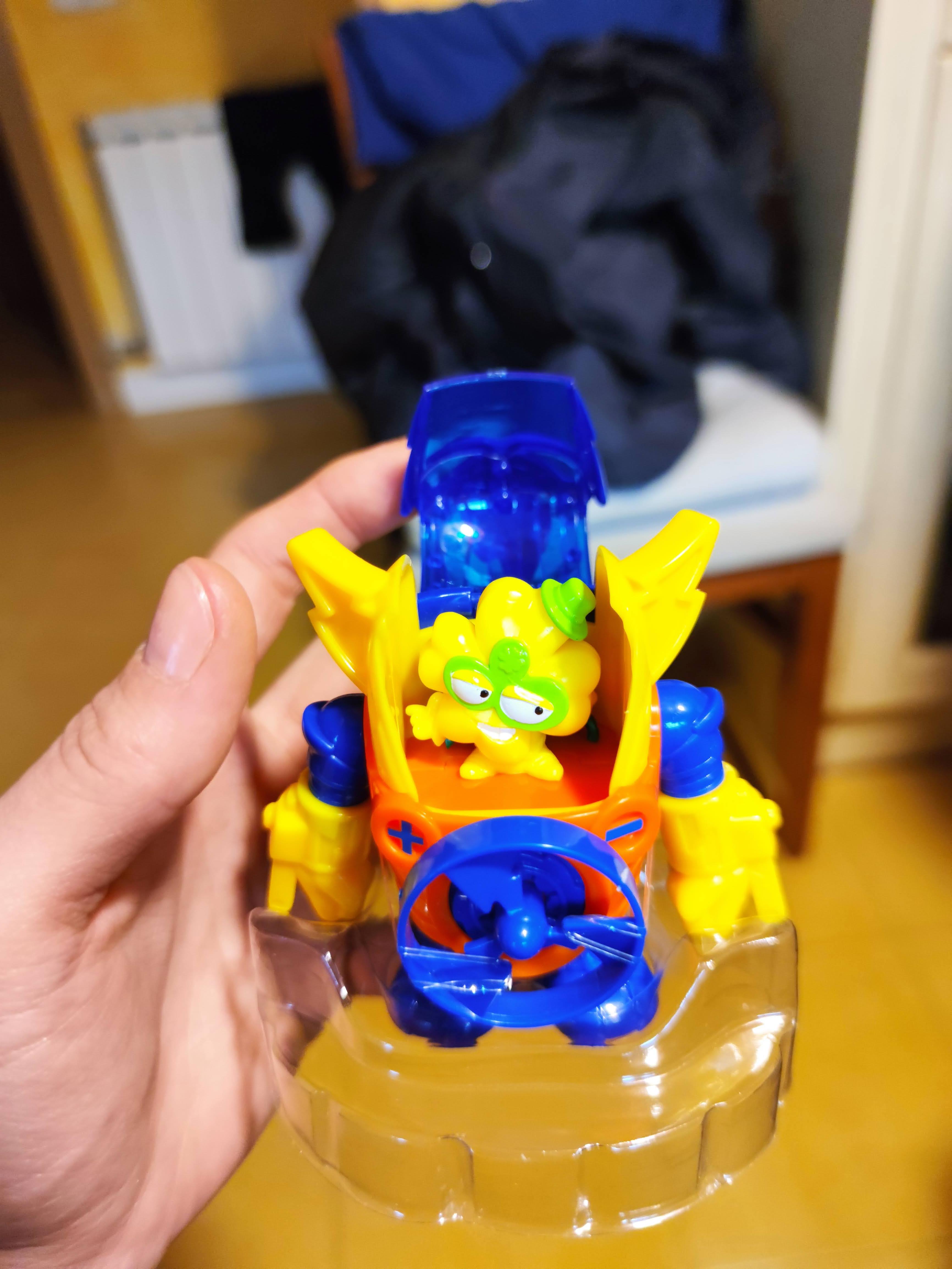SUPERTHINGS Power Machines PowerBot robot collezione SuperThing