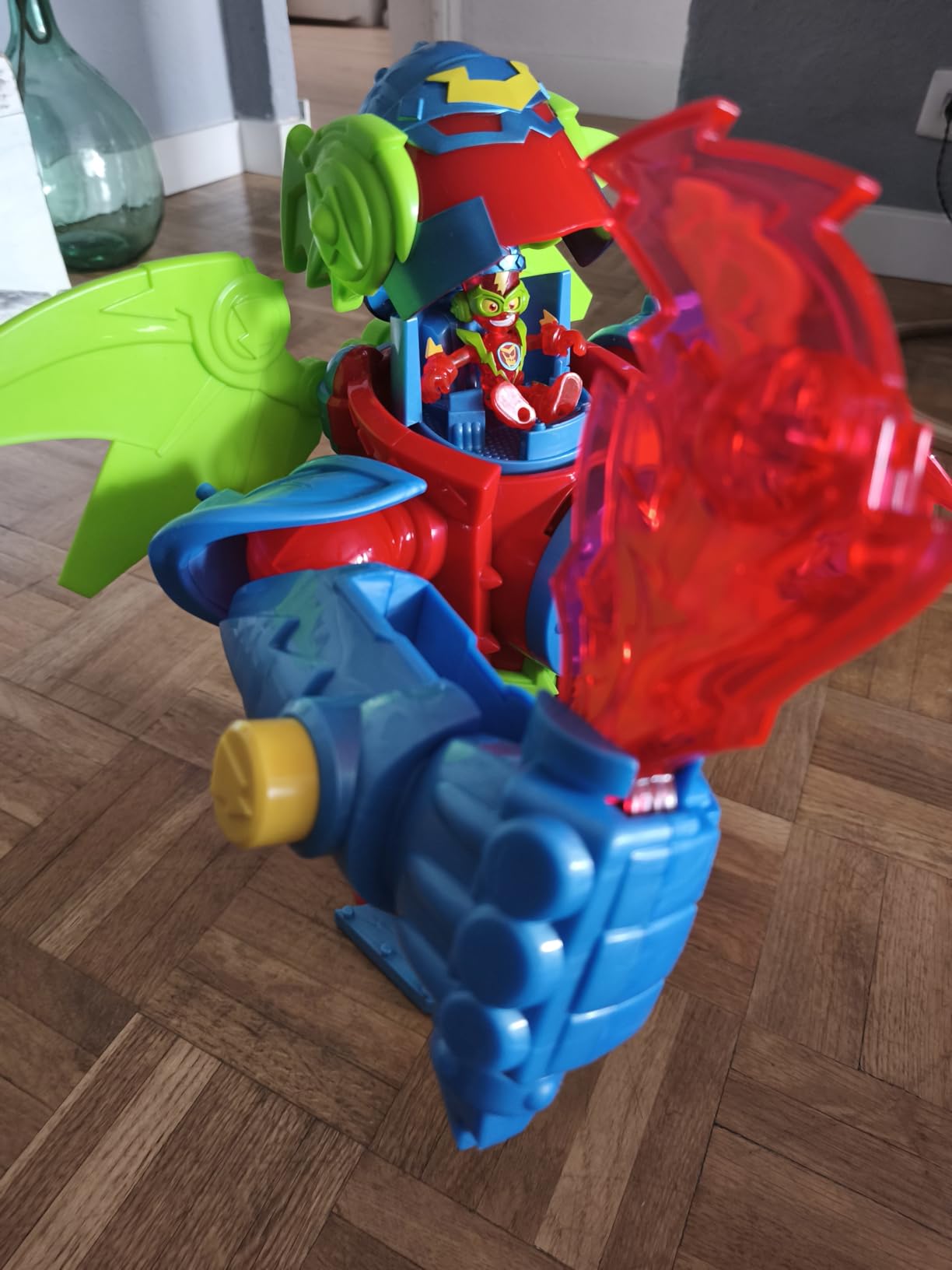 Superthings Guardians of Kazoom Titan Fury robot Kid Fury