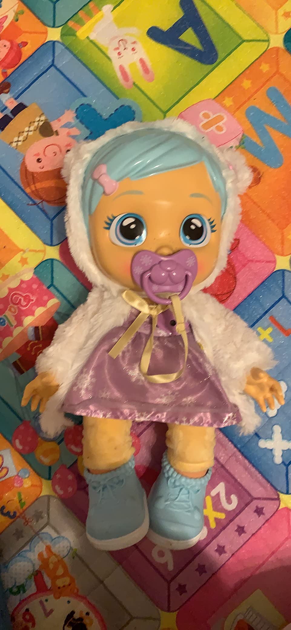 Cry Babies Dressy Kristal Bambola Interattiva che Piange