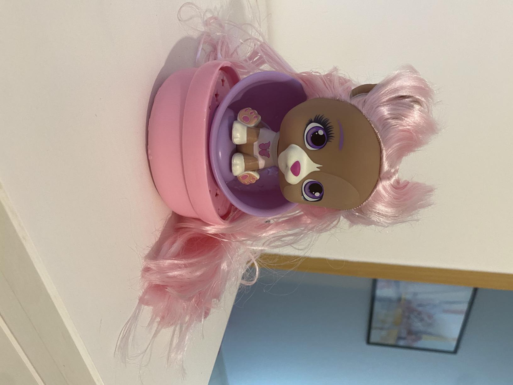 VIP Pets IMC Toys bambola cagnolino sorpresa capelli lunghi