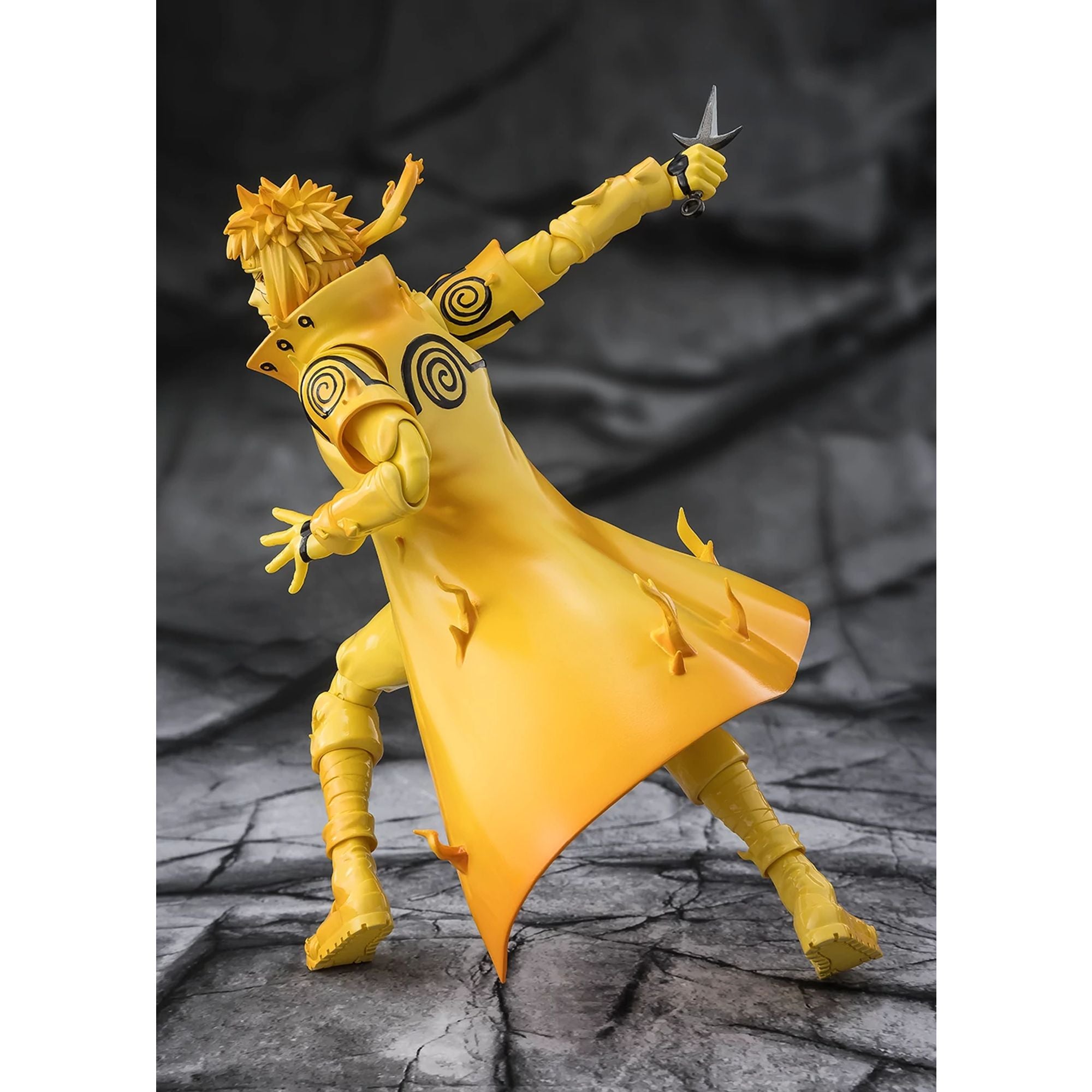Tamashii Nations Naruto SHFiguarts Minato Kurama action figure