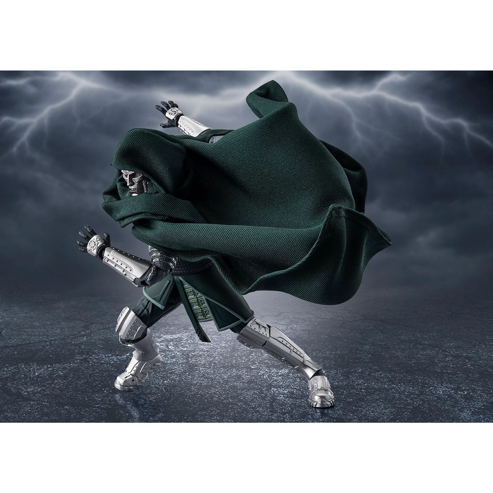 Tamashii S.H.Figuarts Doctor Doom Doomsday figure