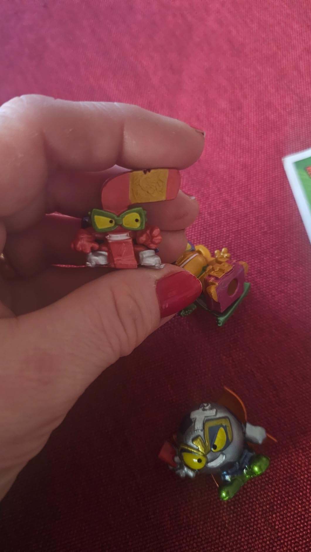 Superthings Scatola metallo Team Terrible 5 figure metallizzate