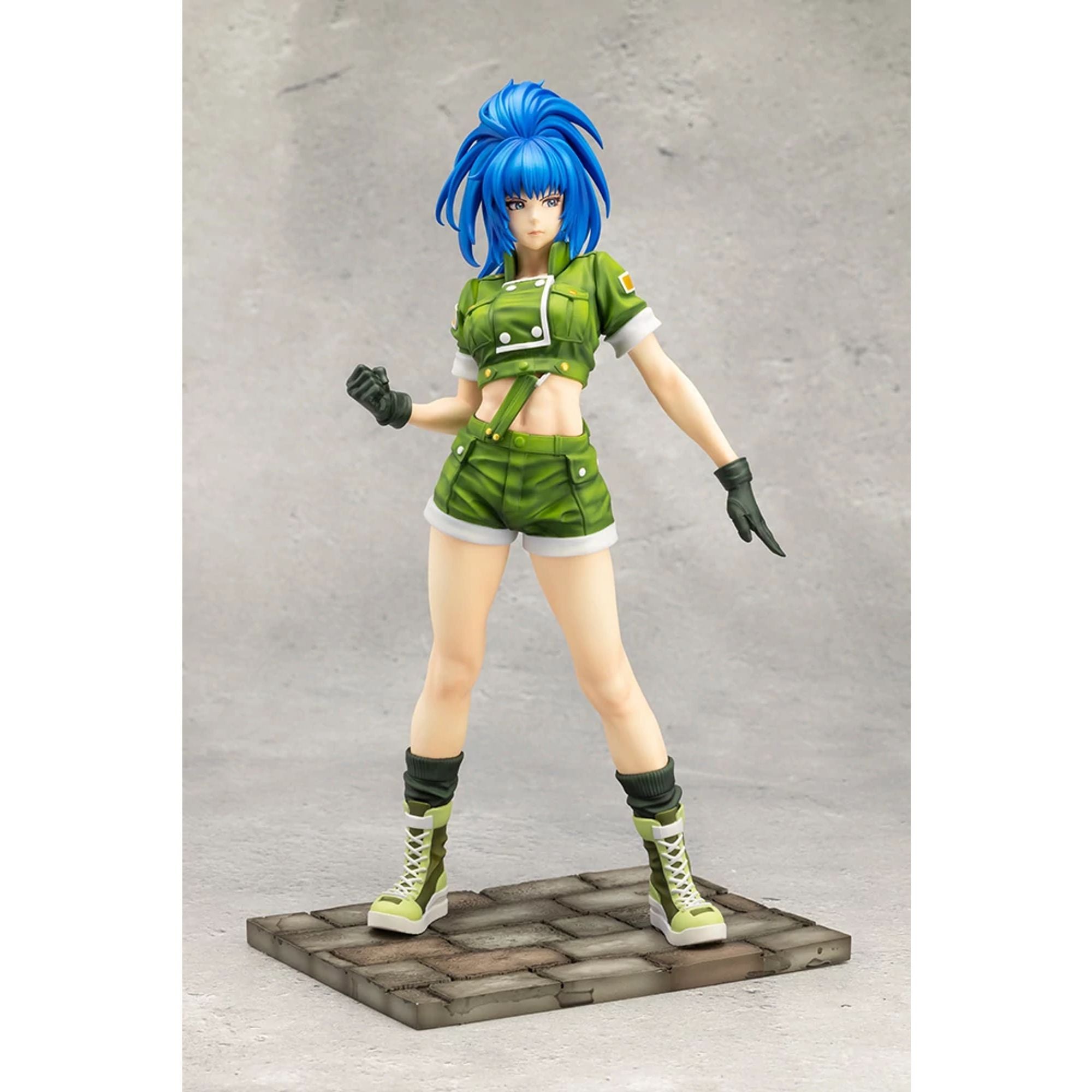 Kotobukiya SNK King of Fighters 97 Leona statua